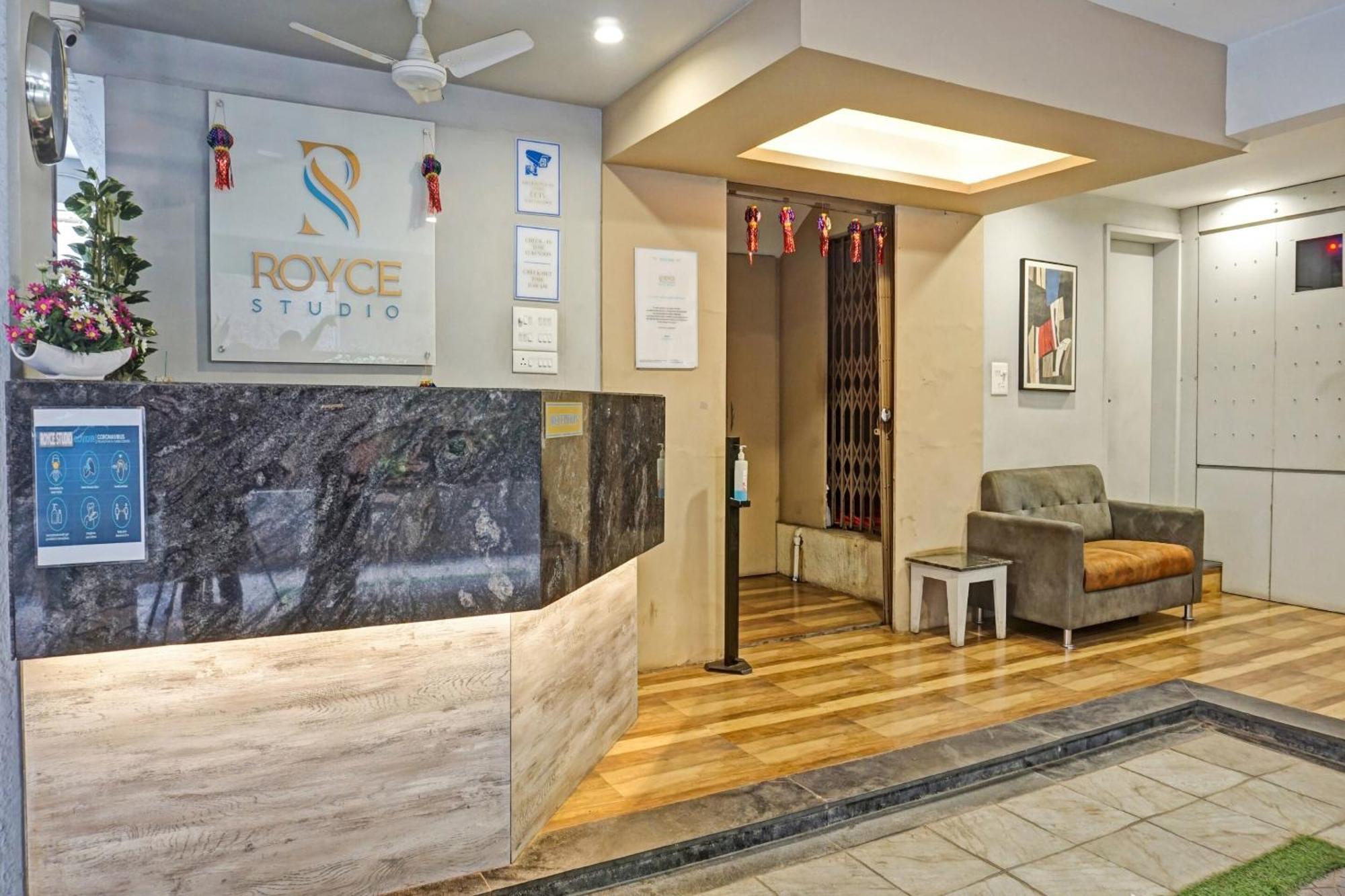 Collection O Royce Studios Near Pune Airport Dış mekan fotoğraf
