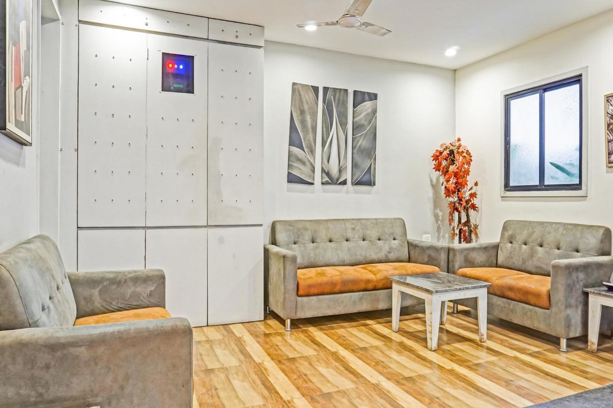 Collection O Royce Studios Near Pune Airport Dış mekan fotoğraf